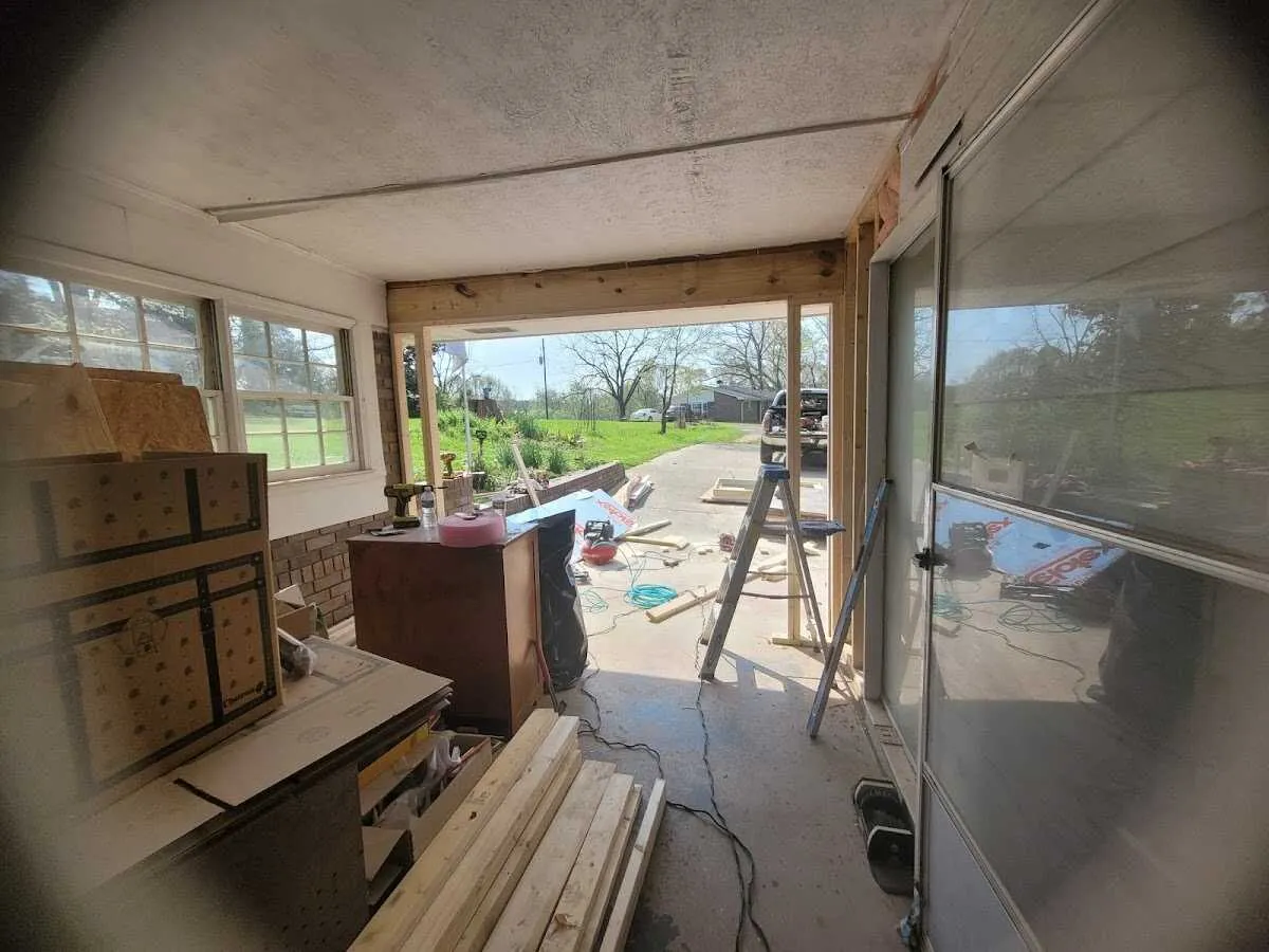 Air movers and dehumidifier for Water Mitigation Services in Mount Prospect